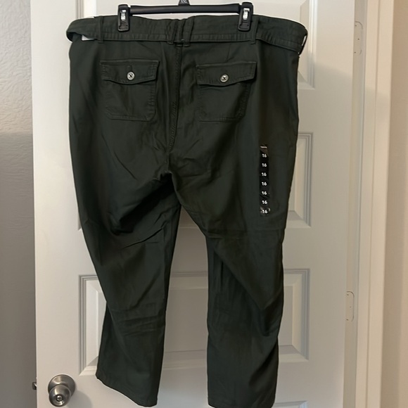 Torrid olive green pants first at fit 16 NWT casual comfy plus size work wear - Picture 4 of 14